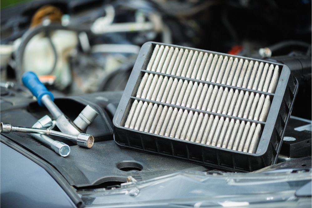 Keeping Your Car in Top Shape: The Importance of Filters & Fluids Service